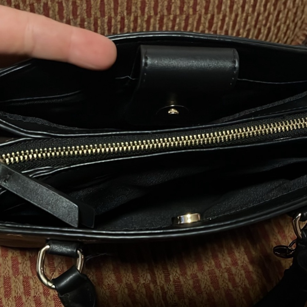 NWOT Nine West Satchel Handbag medium size with Strap - Picture 5 of 7